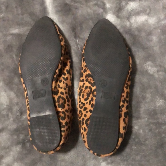 Cheetah print shoes - Picture 3 of 3